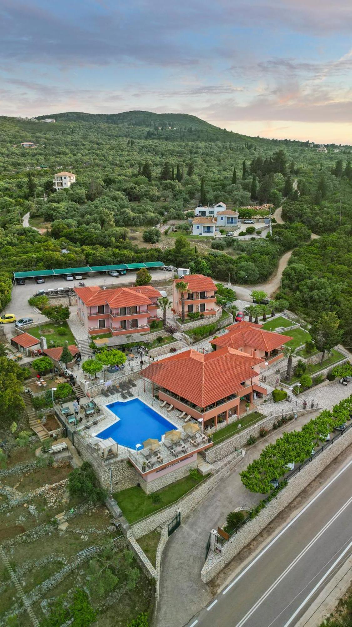 Semiramis Hotel Frinion Luaran gambar