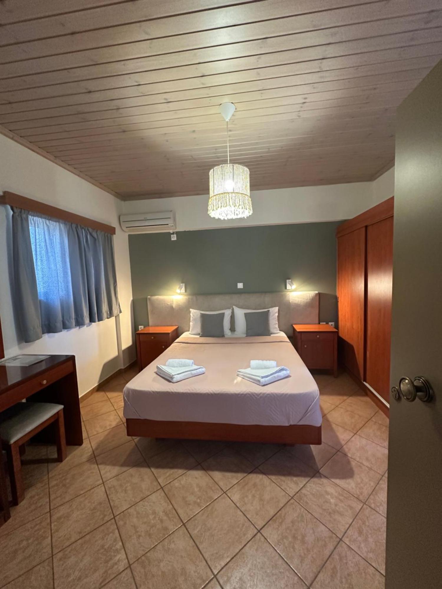 Semiramis Hotel Frinion Bilik gambar